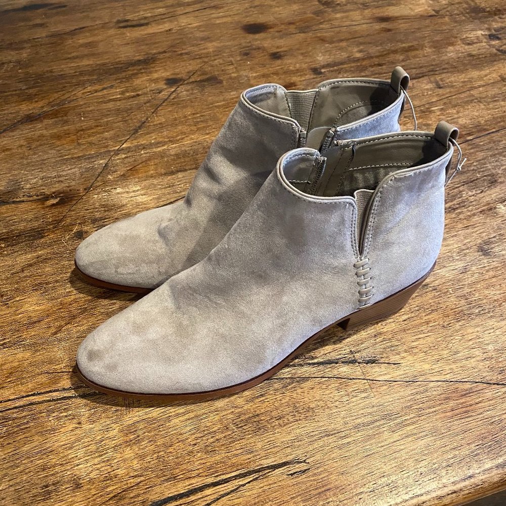 Sam & Libby Grey Suede Boot